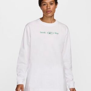 Nike Sportswear Women's Long-Sleeve T-Shirt